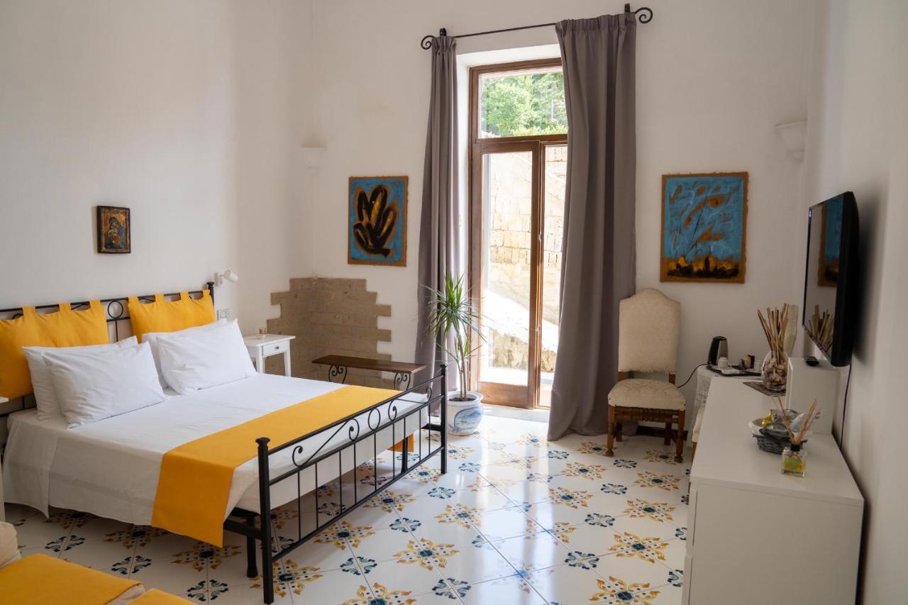 Le Stanze Di Sissi - Luxury Suites Napoli Bagian luar foto