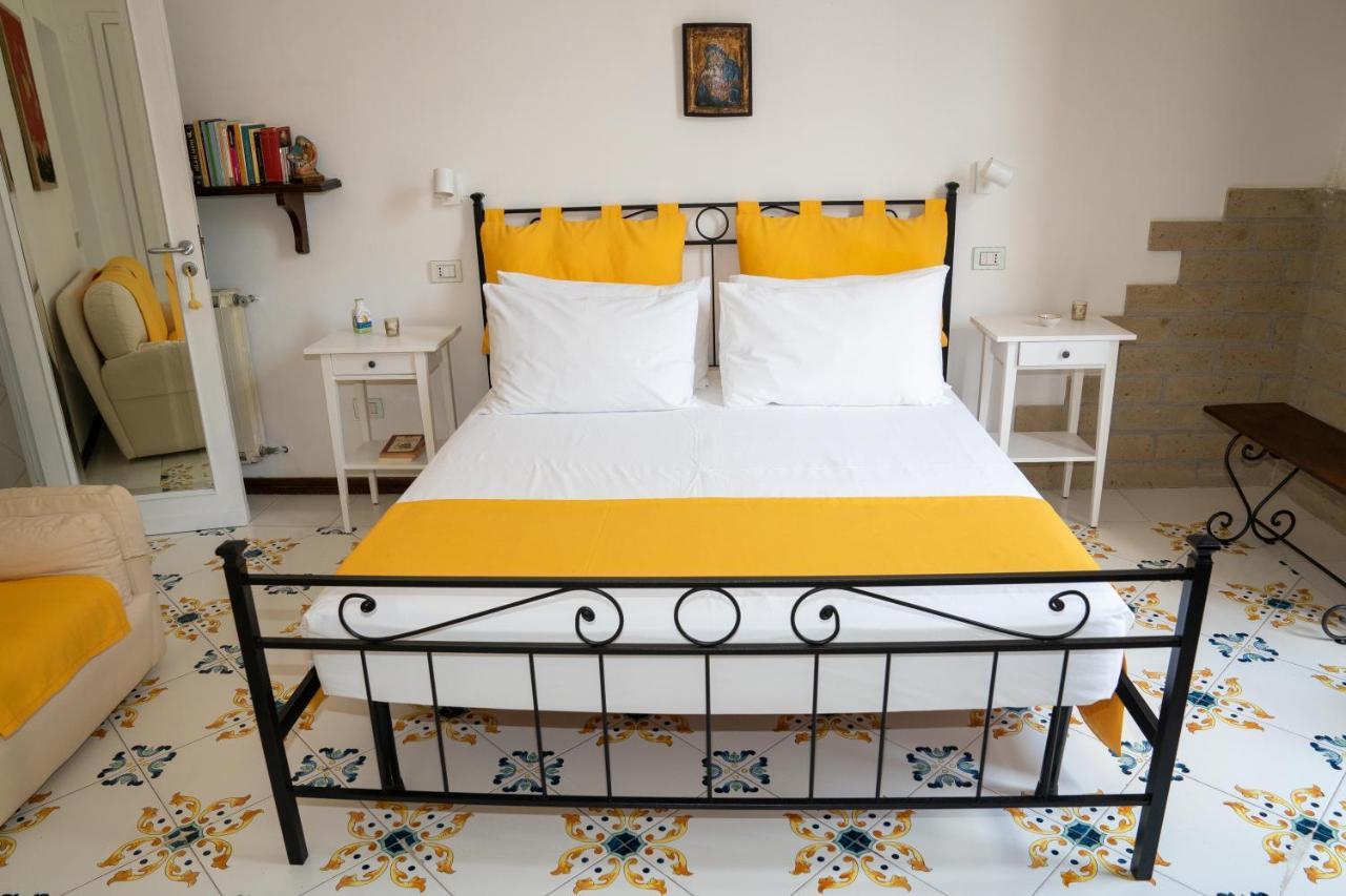 Le Stanze Di Sissi - Luxury Suites Napoli Bagian luar foto