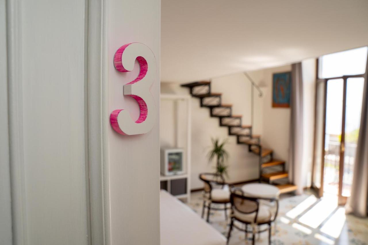 Le Stanze Di Sissi - Luxury Suites Napoli Bagian luar foto