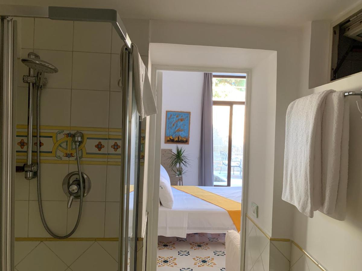 Le Stanze Di Sissi - Luxury Suites Napoli Bagian luar foto