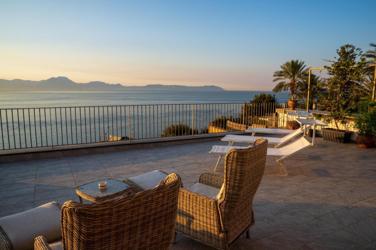 Le Stanze Di Sissi - Luxury Suites Napoli Bagian luar foto
