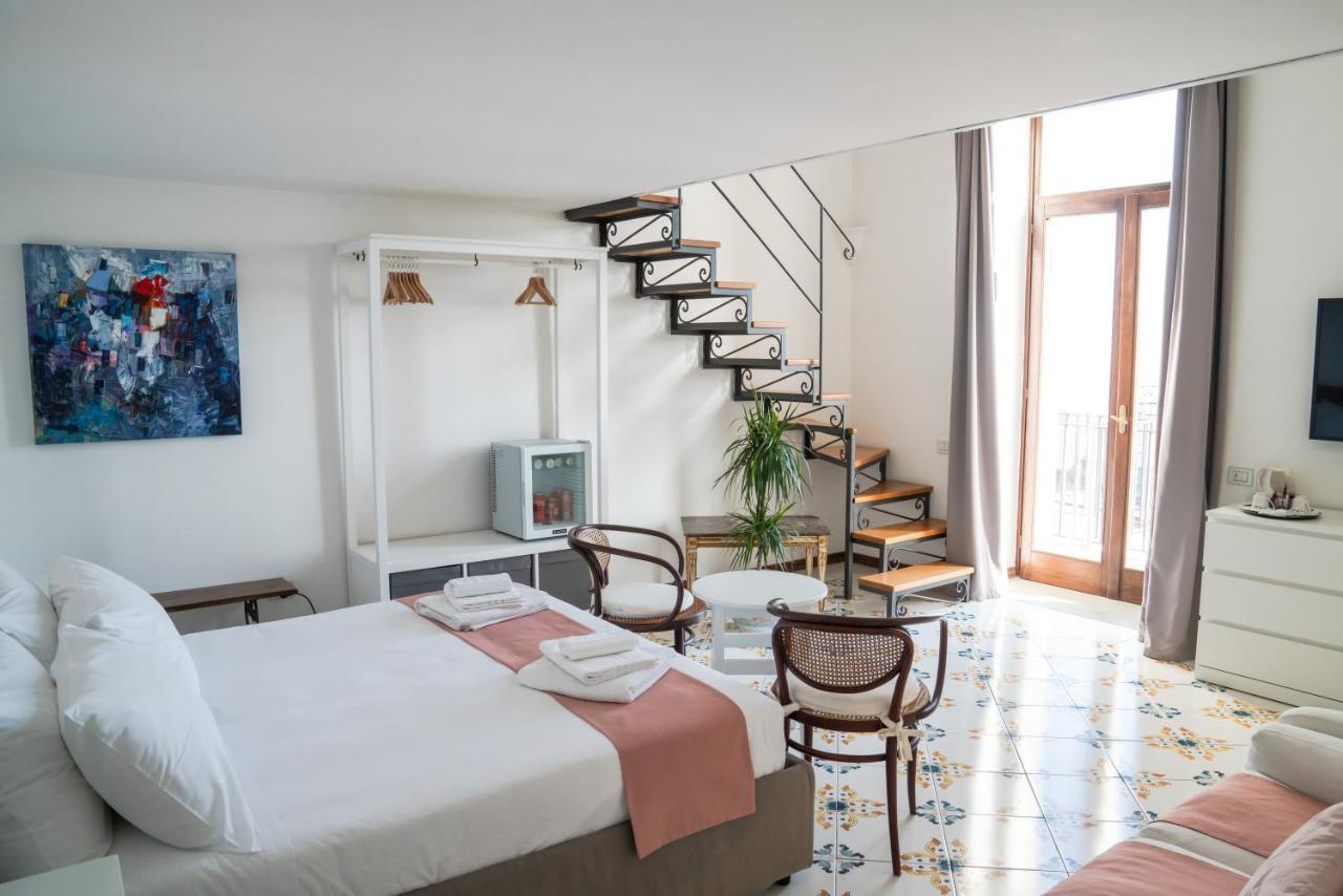 Le Stanze Di Sissi - Luxury Suites Napoli Bagian luar foto