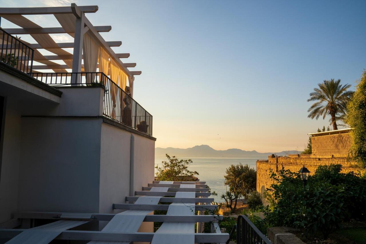 Le Stanze Di Sissi - Luxury Suites Napoli Bagian luar foto