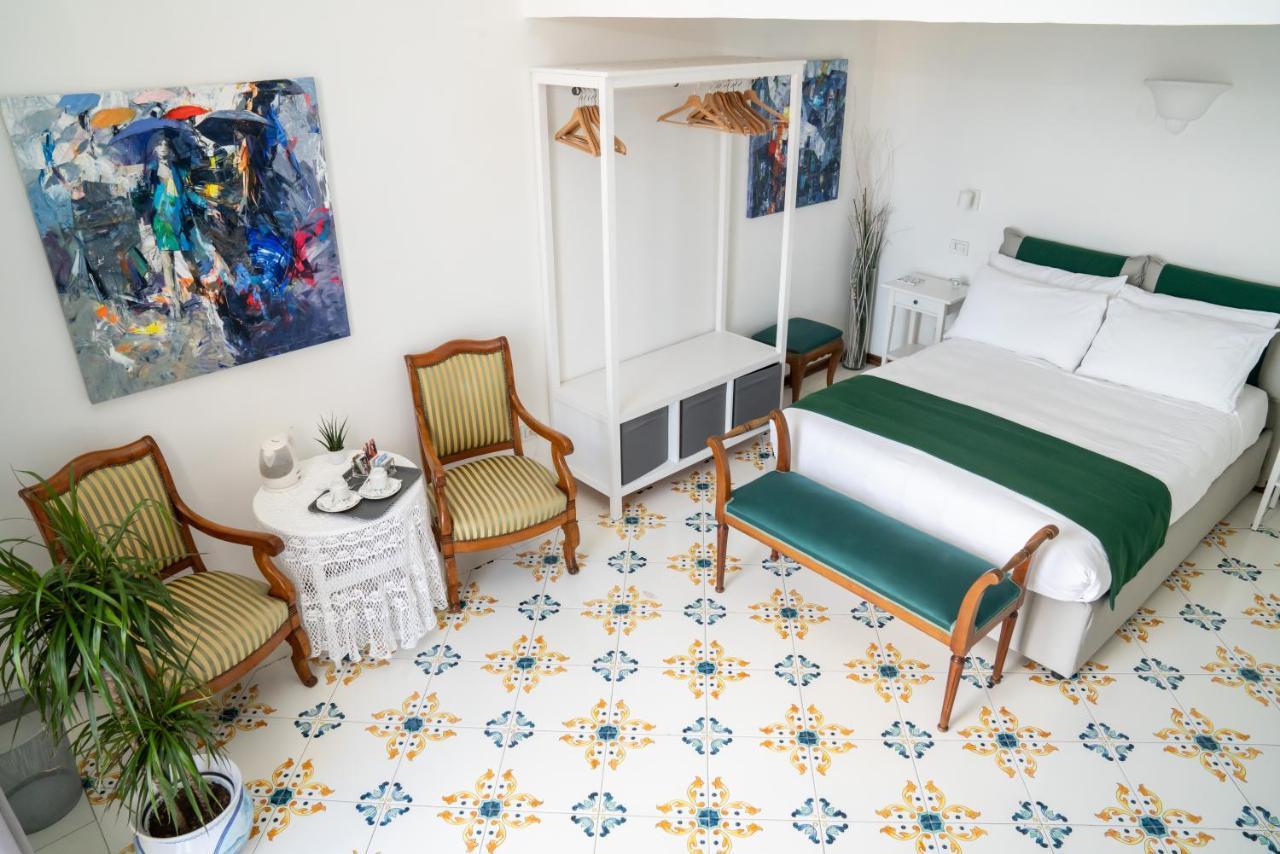 Le Stanze Di Sissi - Luxury Suites Napoli Bagian luar foto